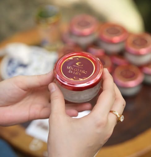 Yến cô đặc ăn liền